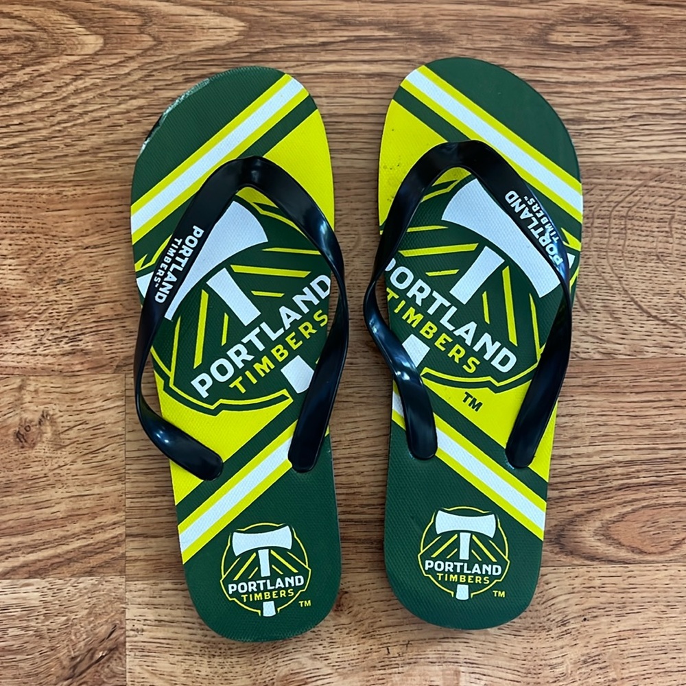 *New* Portland Timbers MLS Flip Flops (Unsiex)